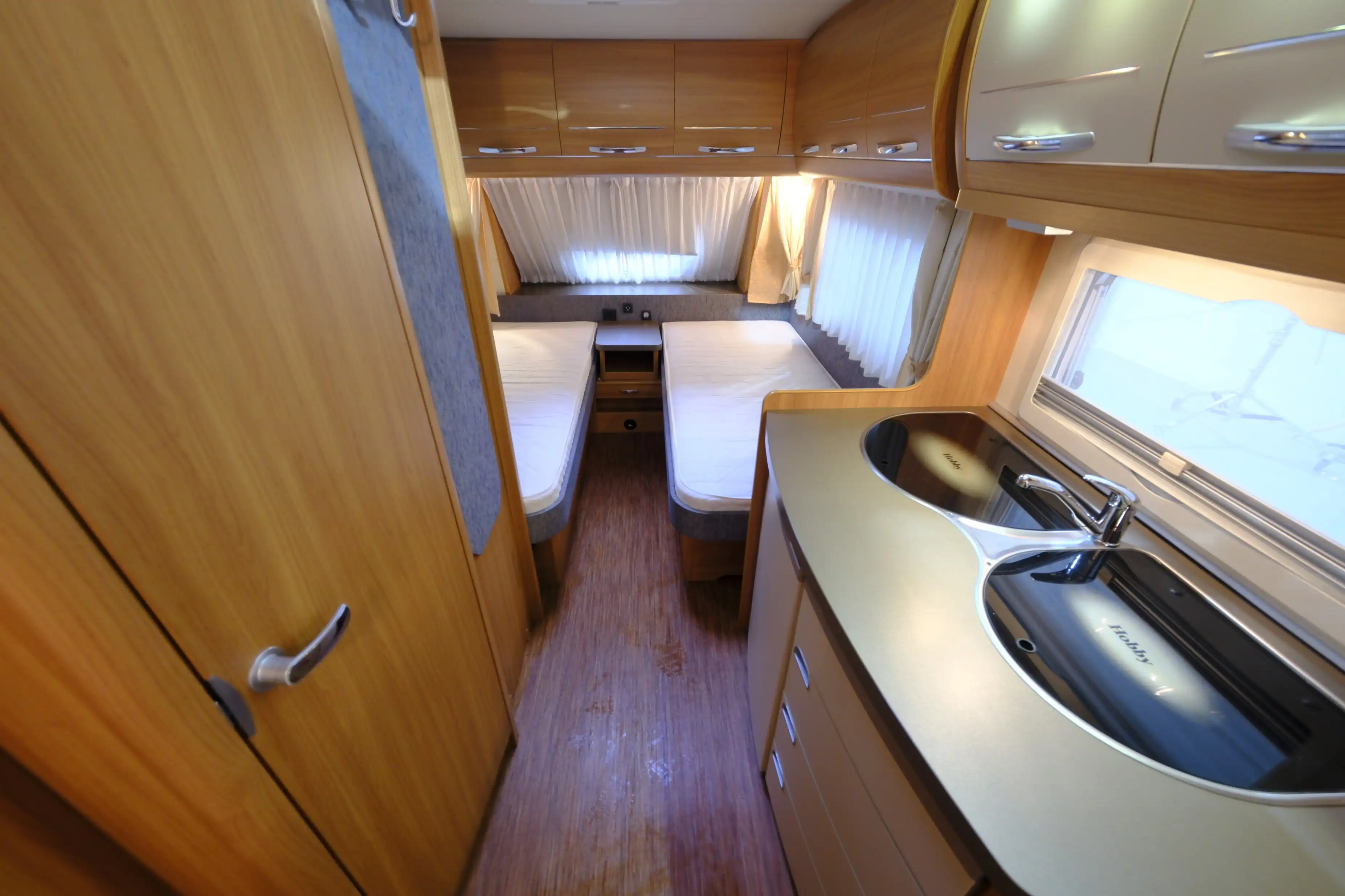 HOBBY DeLuxe 490 UL